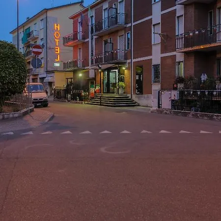 Vip Hotel 3*