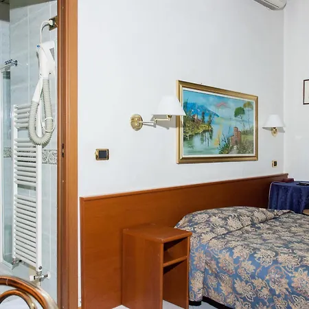 Vip Hotel